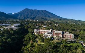 Pesona Alam Resort&Spa